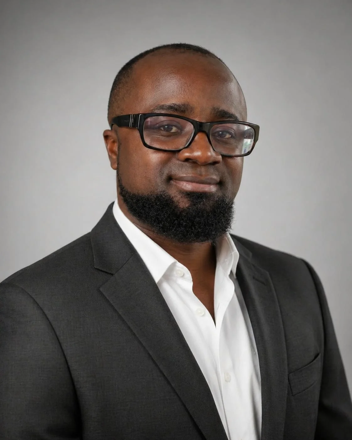 Stephen Adofo — Gründer und Pflegedienstleitung